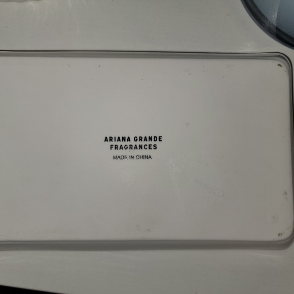 Arianna Grande Parfume/Jewelry Tray - Picture 3 of 4